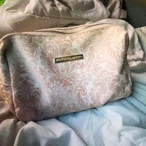 Vince Camuto Cream Patterned Pouch